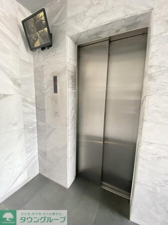 アン・ボルヌの物件内観写真